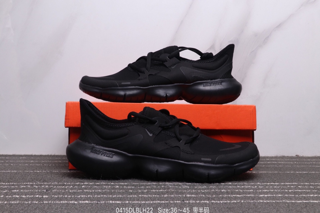 130<br />耐克 Nike Wmns Nike Free Rn 5.0 新款赤足5.0 轻便休闲慢跑鞋<br /> ♂  ♀ 尺码:动36～45<br />ID: 0415DLBLH22