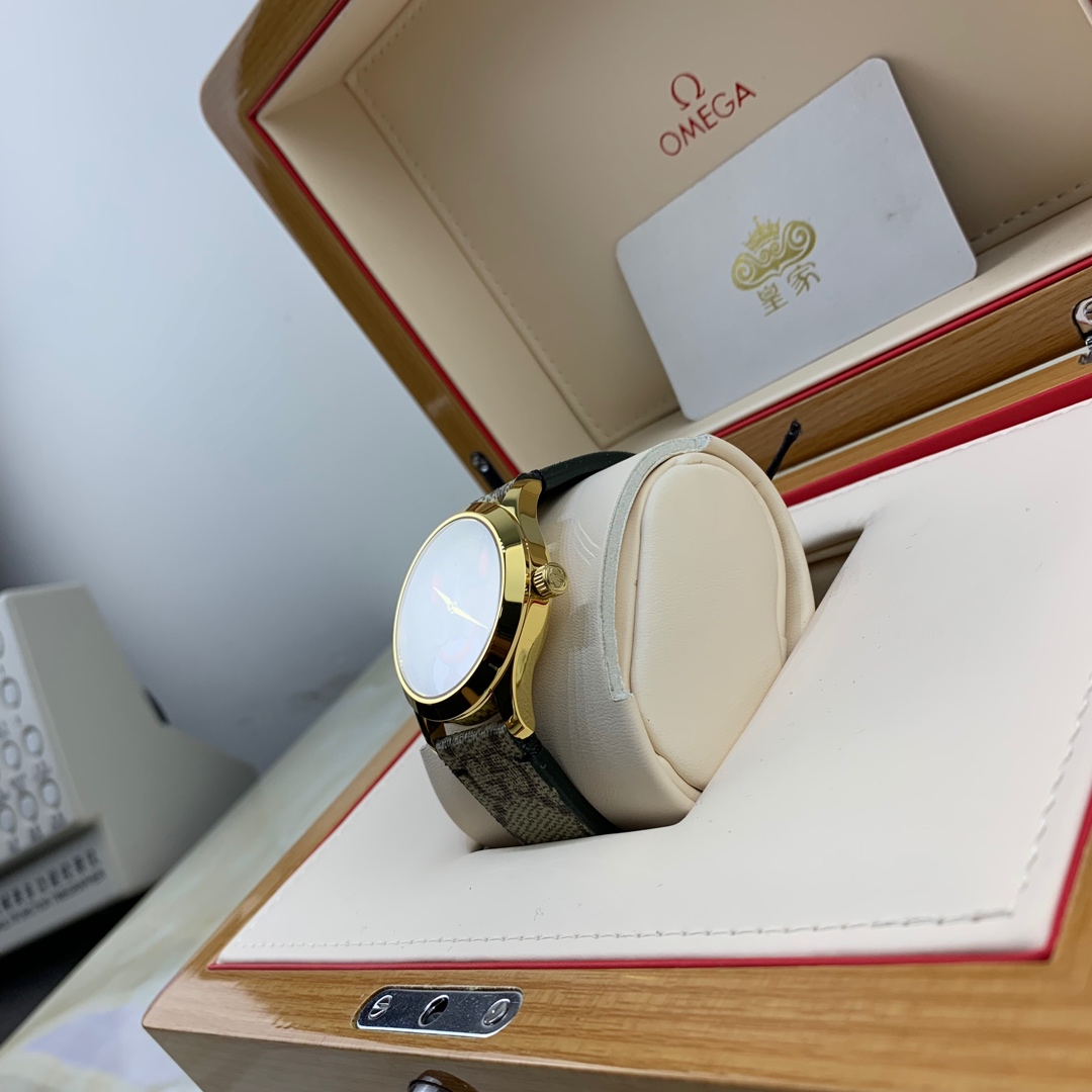 Gucci 皇家 古驰女款腕表