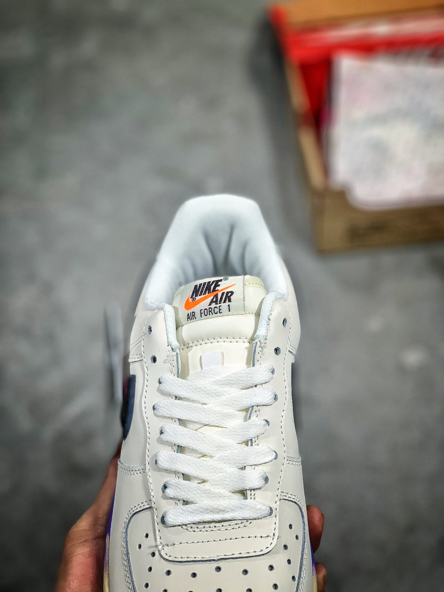 115<br /><br />#特价福利，日本黑牌，公司级，真标半码！网坛巨星 Serena Williams 空军低帮小威限定“米白彩虹渐变” AJ7748-600 Off-White x Nike Air Force 1 Low '07“Queen”空军一号经典百搭板鞋，内置气垫<br />Size:36 36.5 37 38 38.5 39 40 40.5 41 42 42.5 43 44 45