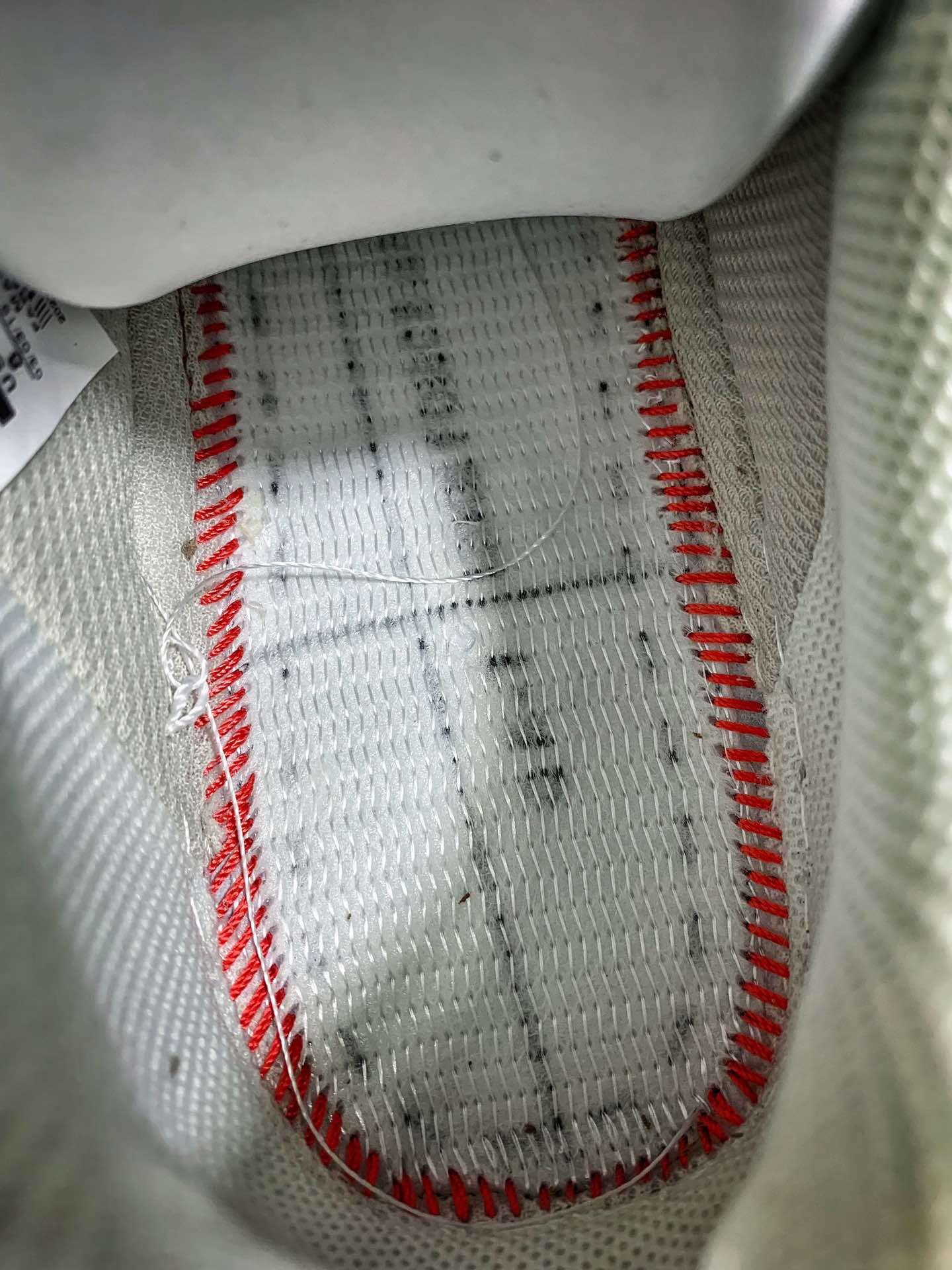 115<br /><br />#特价福利，公司级，男女鞋，真标，半码，原装品质，Nike Air Force 1 Low '07 空军一号低帮经典皮革板鞋“校园奶白红”内置气垫<br />Size:36 36.5 37.5 38 38.5 39 40 40.5 41 42 42.5 43 44 45，