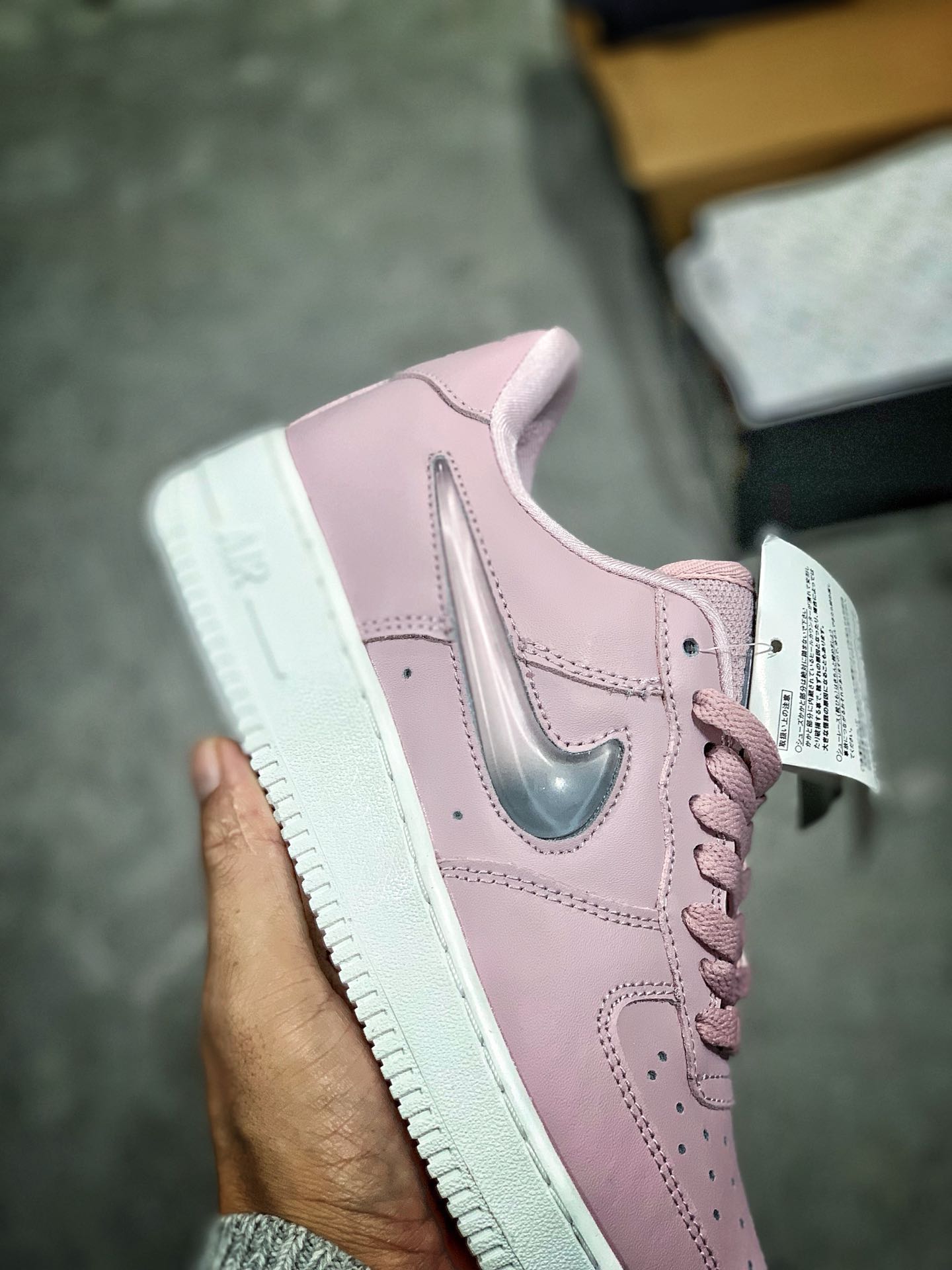 115<br /><br />#特价福利，日本黑牌，公司级，女鞋真标半码！Nike Air Force 1 '07 SE PRM 空军一号百搭低帮板鞋“果冻液态渐变勾” 内置气垫 <br />Size:36 36.5 37.5 38 38.5 39
