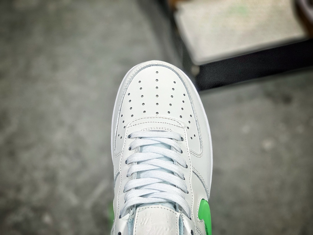 115<br /><br />#特价福利，日本黑牌，公司级，男女鞋真标半码！Nike Air Force 1 '07 SE PRM 空军一号百搭低帮板鞋“果冻液态渐变勾” 内置气垫<br />Size:36 36.5 37.5 38 38.5 39 40 40.5 41 42 42.5 43 44 45，