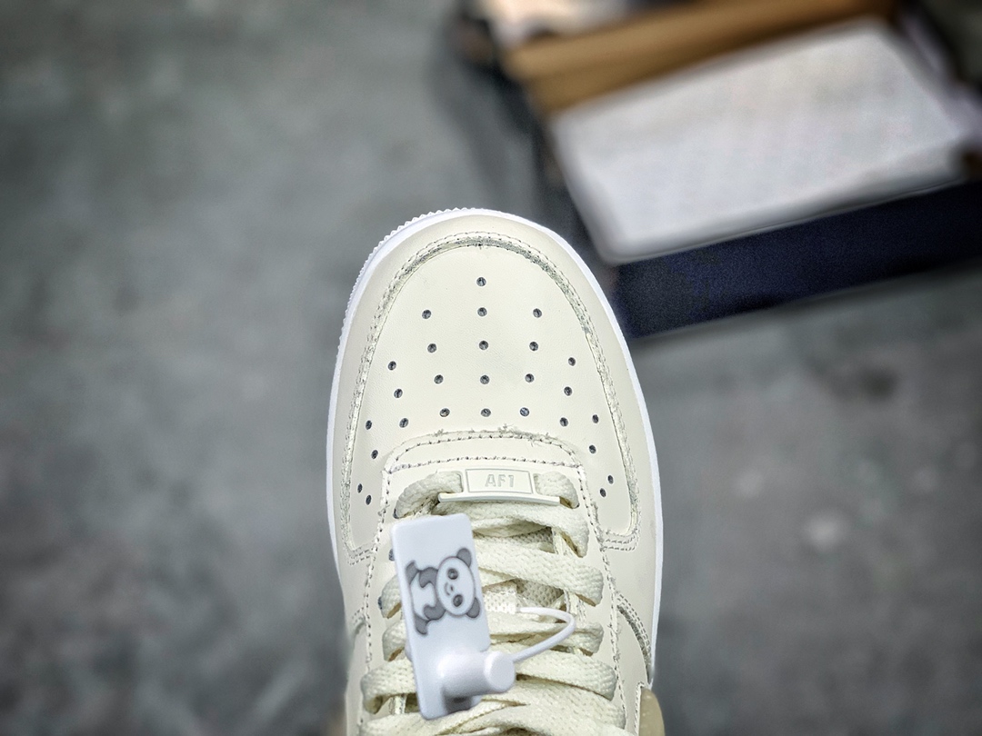 115<br /><br />#特价福利，日本黑牌，公司级，女鞋真标半码！Nike Air Force 1 '07 SE PRM 空军一号百搭低帮板鞋“果冻液态渐变勾” 内置气垫<br />Size:36 36.5 37.5 38 38.5 39