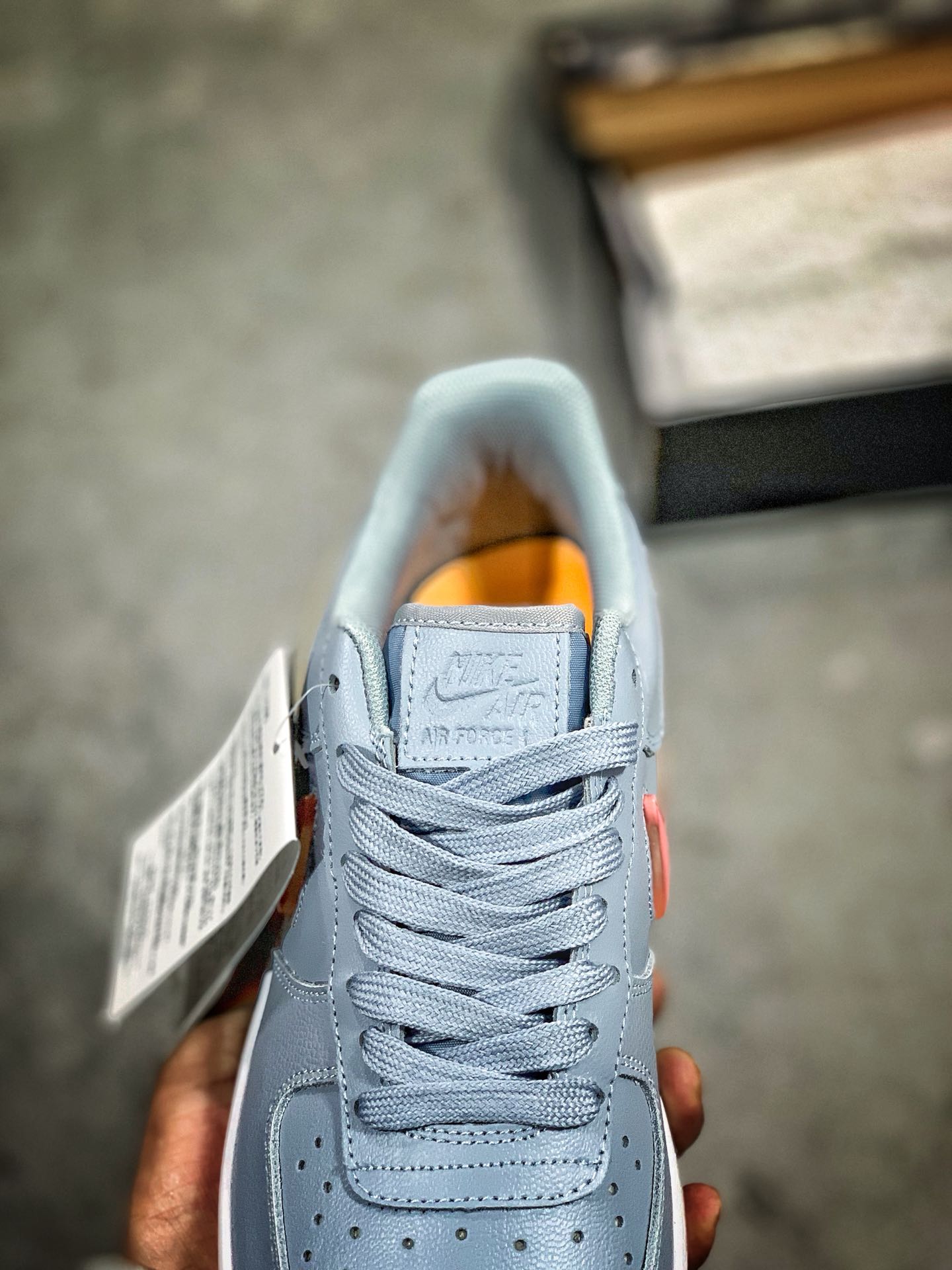 115<br /><br />#特价福利，日本黑牌，公司级，男女鞋真标半码！Nike Air Force 1 '07 SE PRM 空军一号百搭低帮板鞋“果冻液态渐变勾” 内置气垫<br />Size:36 36.5 37.5 38 38.5 39 40 40.5 41 42 42.5 43 44 45，