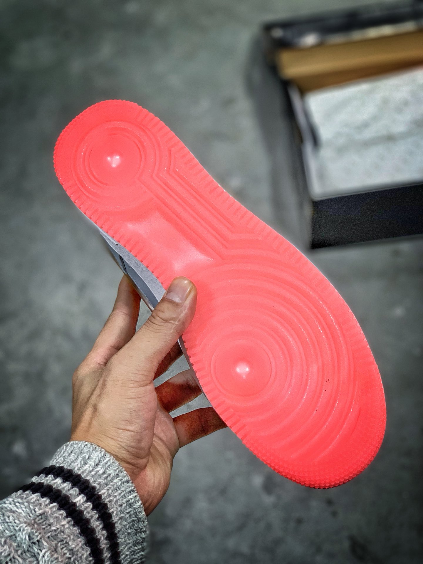 115<br /><br />#特价福利，日本黑牌，公司级，男女鞋真标半码！Nike Air Force 1 '07 SE PRM 空军一号百搭低帮板鞋“果冻液态渐变勾” 内置气垫<br />Size:36 36.5 37.5 38 38.5 39 40 40.5 41 42 42.5 43 44 45，