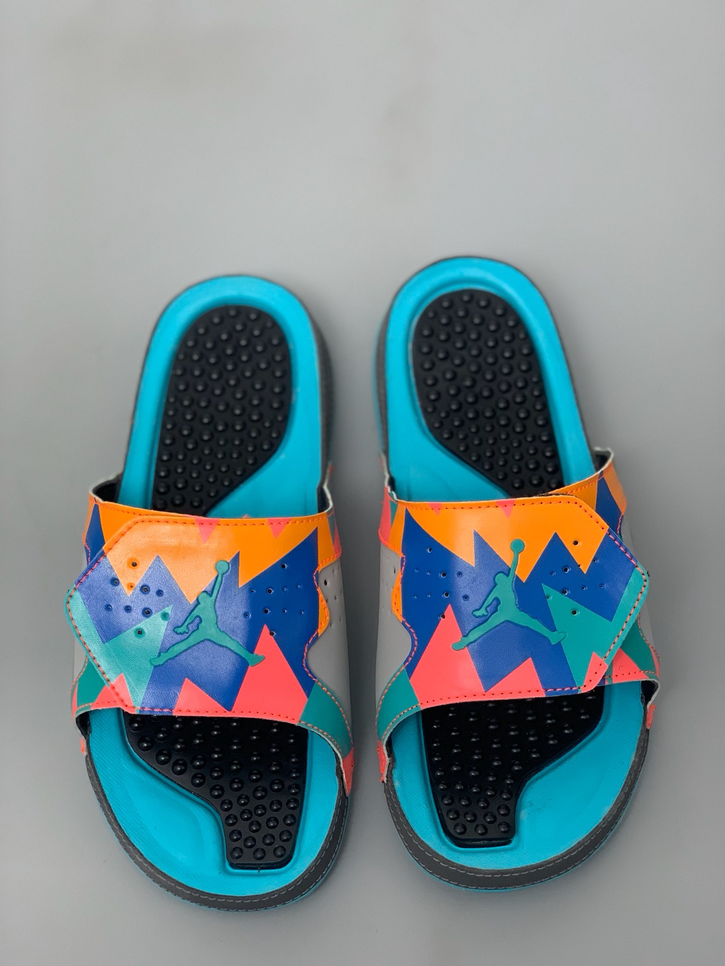 95<br />耐克NIKE AIR JORDAN HYDRO 11  乔丹拖鞋 XI 乔11 aj11 新款配色火爆上市 按摩颗粒底 舒适 缓震耐磨 凉鞋 魔术贴一字<br />Size: 40 41 42 43 44 45 46 47