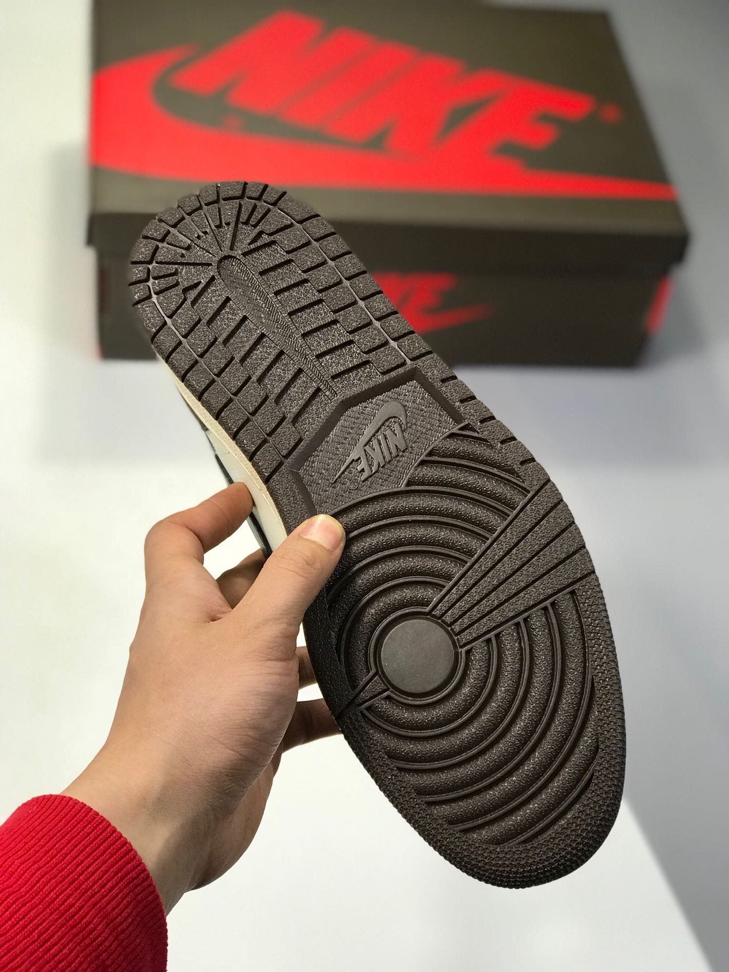 190 全网最具性价比全头层 原盒原标 Air Jordan 1 Travis Scott 倒钩 年度神款