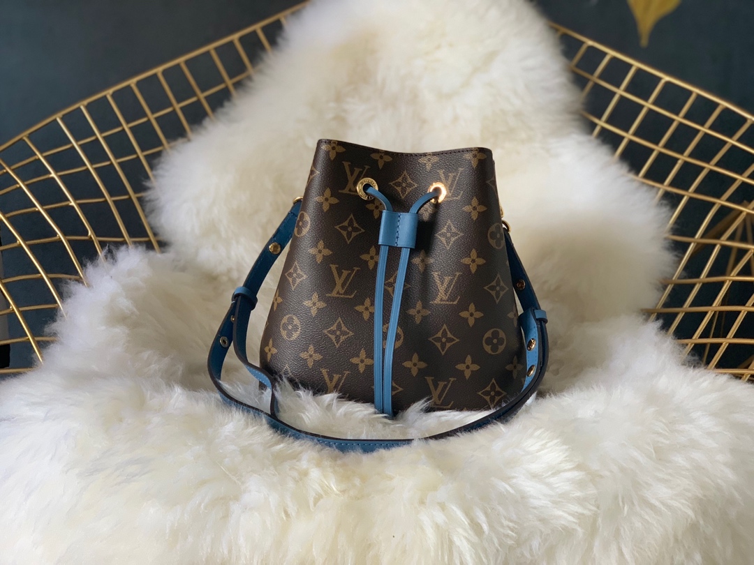 Louis Vuitton LV NeoNoe Handbags Bucket Bags Blue Epi Cowhide Mini M53609