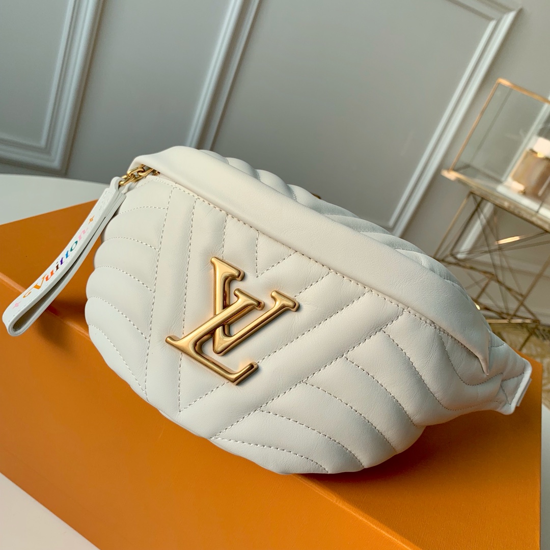 Louis Vuitton LV Bumbag Belt Bags & Fanny Packs Gold Calfskin Cowhide Fashion Casual M53750