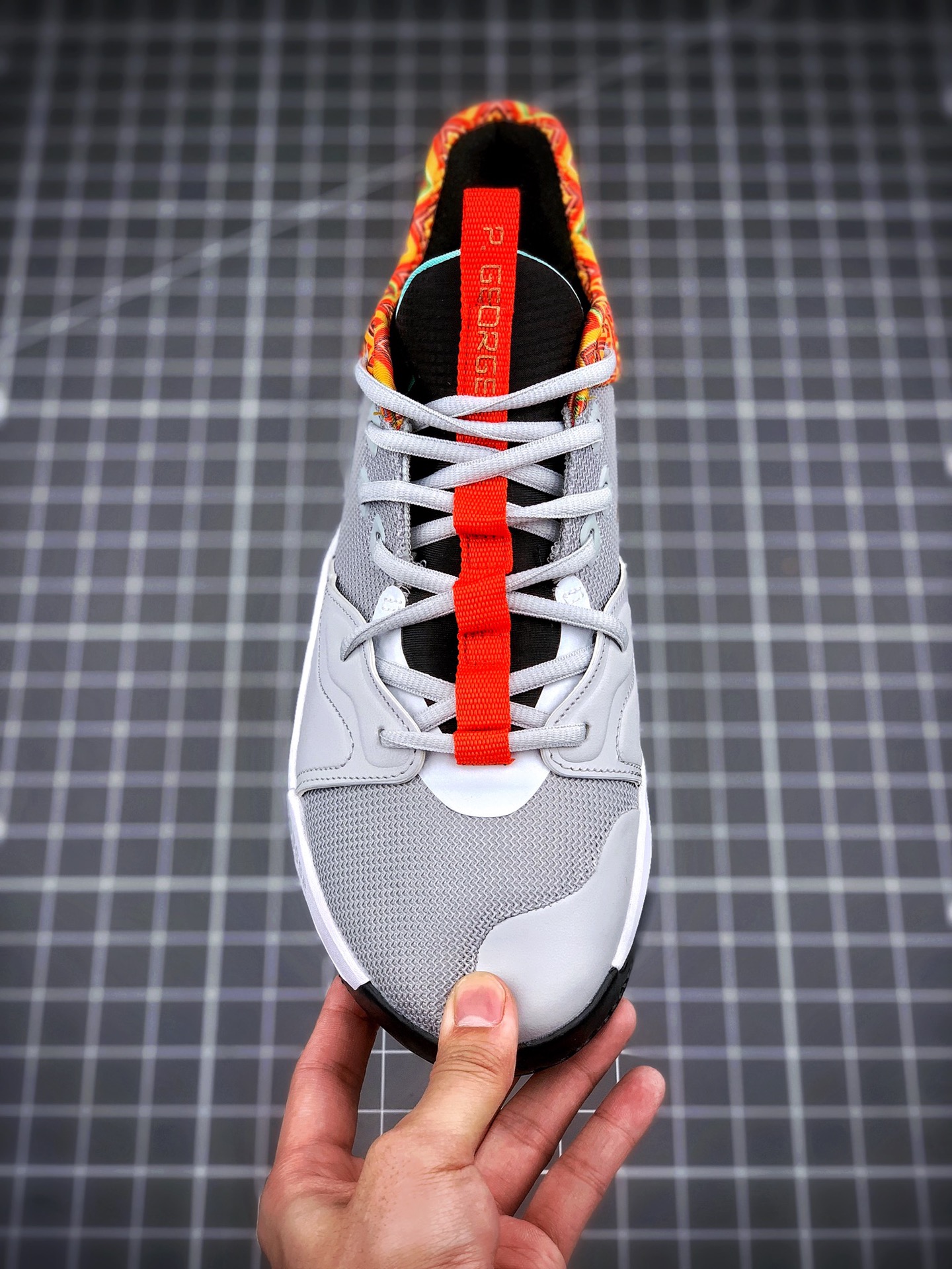 220Nike PG3 ”BHM”保罗乔治三代黑人岁月配色 原盒原标 zoom前掌气垫前掌包裹侧翼采用磨砂皮革CI2667-800