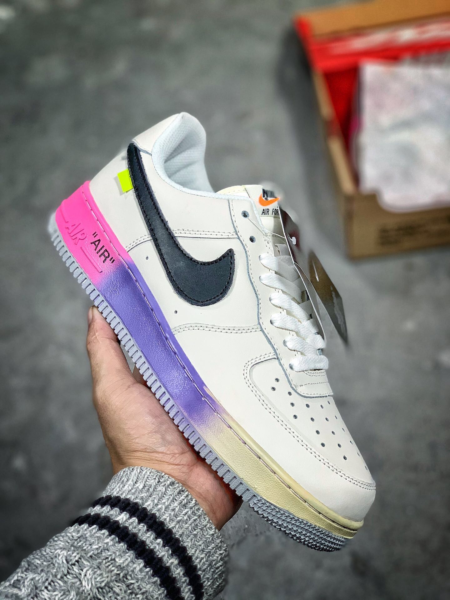 115集合图<br /><br />#特价福利，公司级，真标，半码，原装品质，Nike Air Force 1 Low '07 空军一号低帮经典皮革板鞋 内置气垫