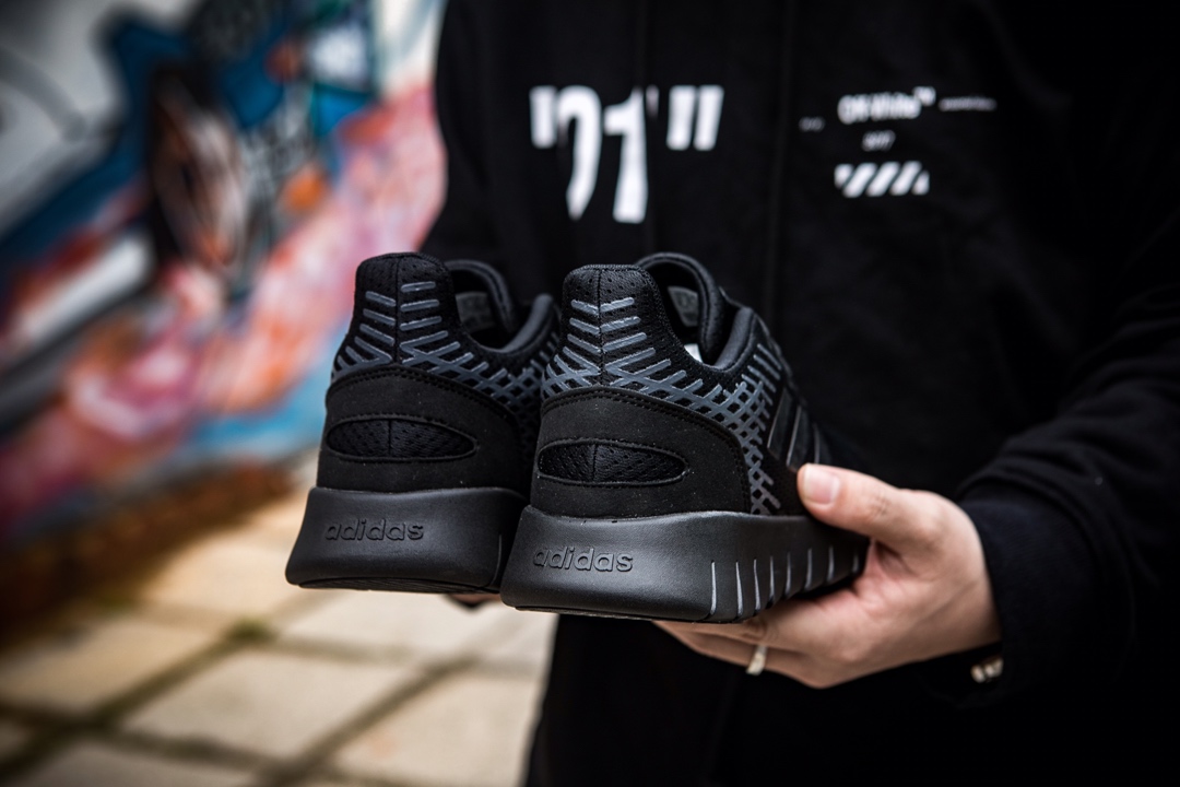 85阿迪达斯男女鞋2019春季新款运动鞋网面透气轻便休闲跑步鞋