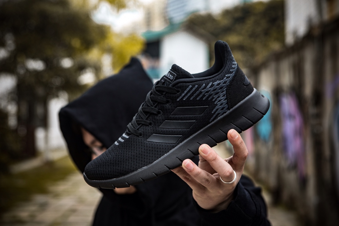 85阿迪达斯男女鞋2019春季新款运动鞋网面透气轻便休闲跑步鞋