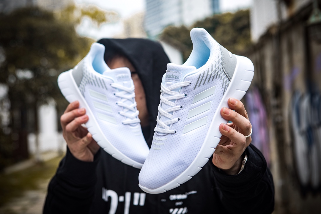 85阿迪达斯男女鞋2019春季新款运动鞋网面透气轻便休闲跑步鞋