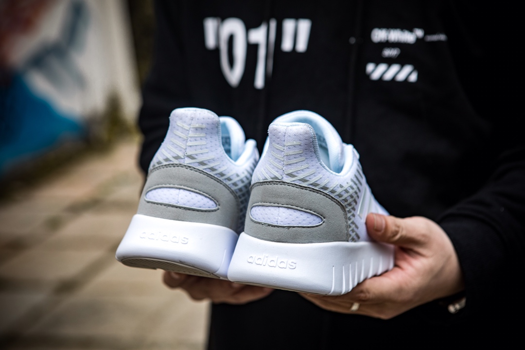 85阿迪达斯男女鞋2019春季新款运动鞋网面透气轻便休闲跑步鞋