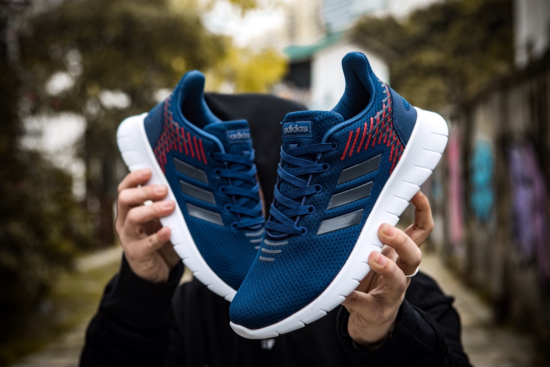 85阿迪达斯男女鞋2019春季新款运动鞋网面透气轻便休闲跑步鞋