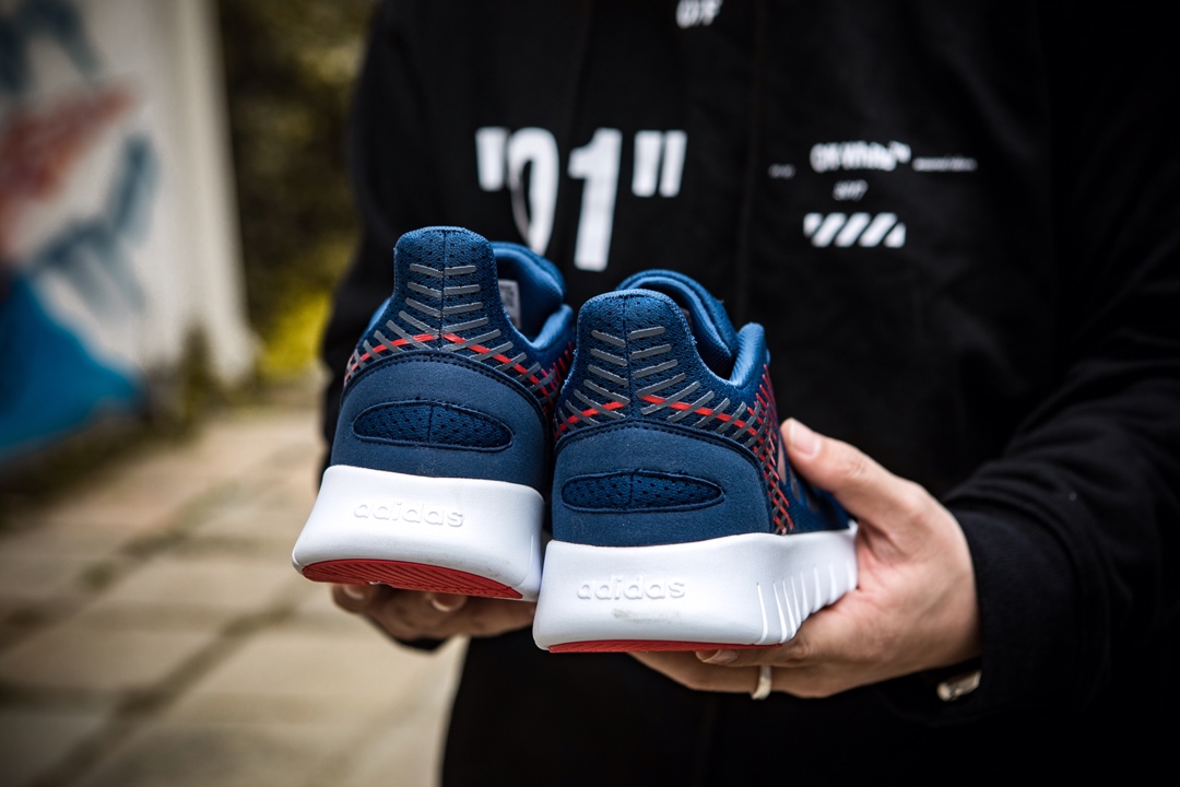 85阿迪达斯男女鞋2019春季新款运动鞋网面透气轻便休闲跑步鞋