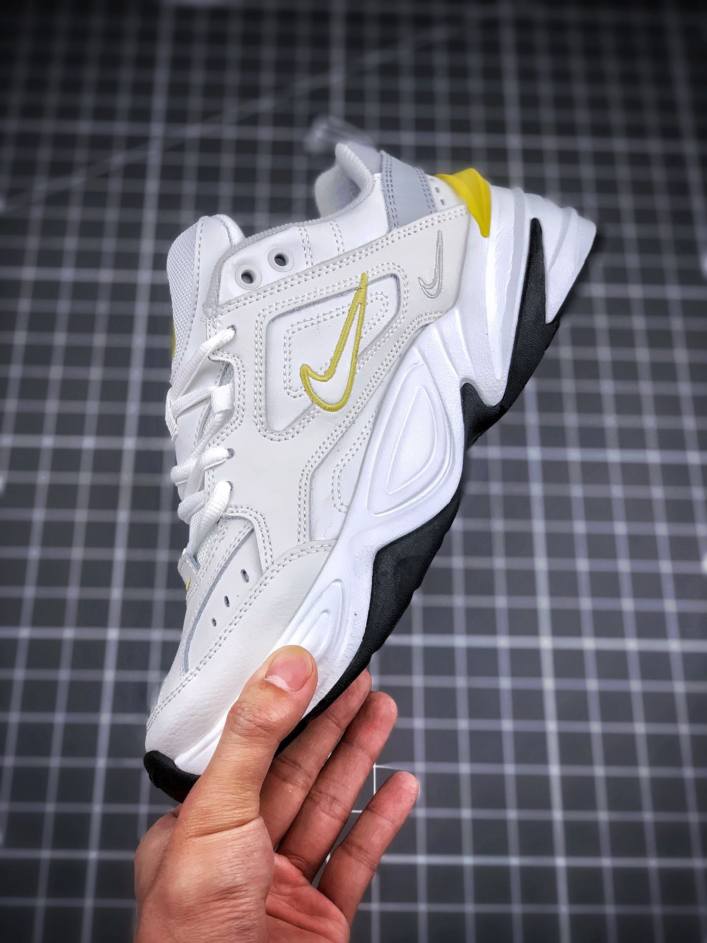 170【天猫订单新配色 实拍首发】Air Monarch the M2K Tekno 香蕉黄 AO3108-009