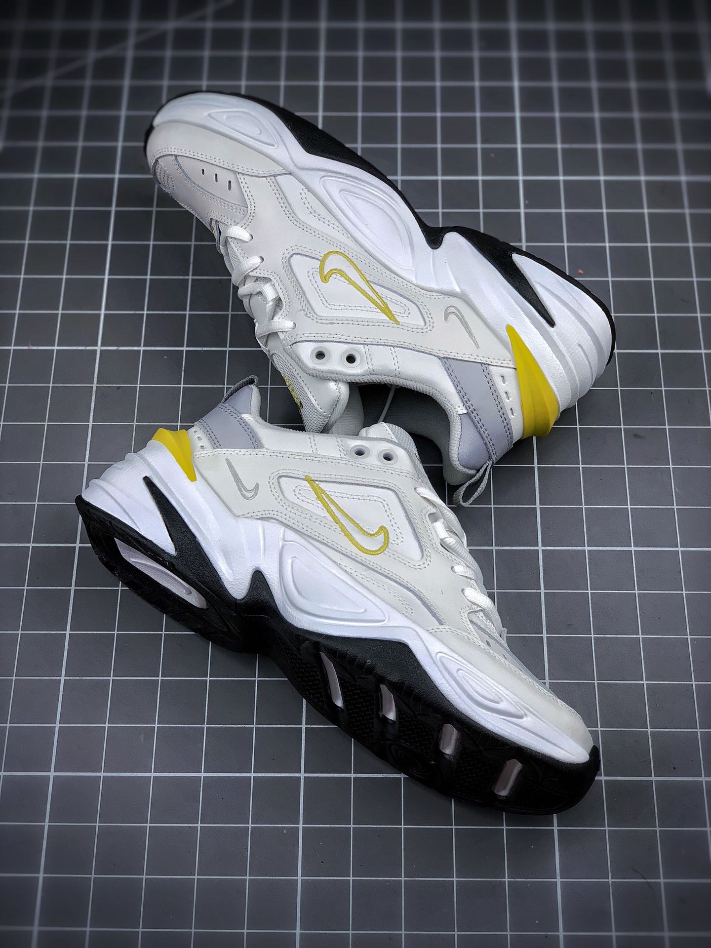 170【天猫订单新配色 实拍首发】Air Monarch the M2K Tekno 香蕉黄 AO3108-009