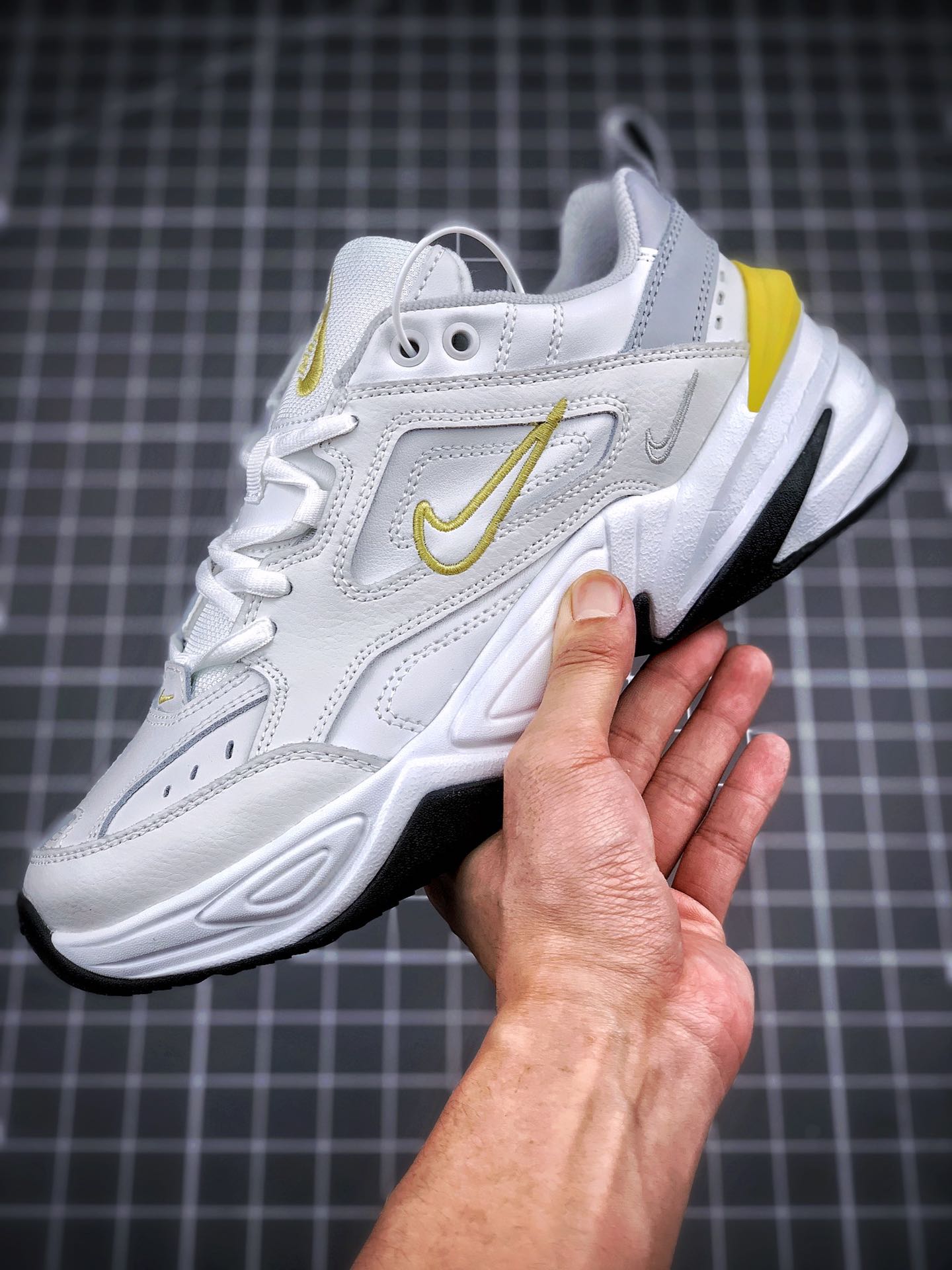 170【天猫订单新配色 实拍首发】Air Monarch the M2K Tekno 香蕉黄 AO3108-009