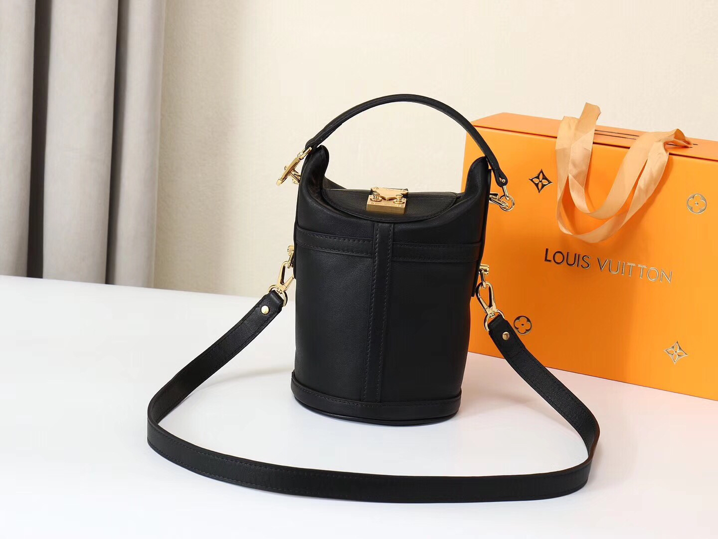 Louis Vuitton LV Duffle New
 Bags Handbags Black Monogram Canvas Spring/Summer Collection Fashion M53044