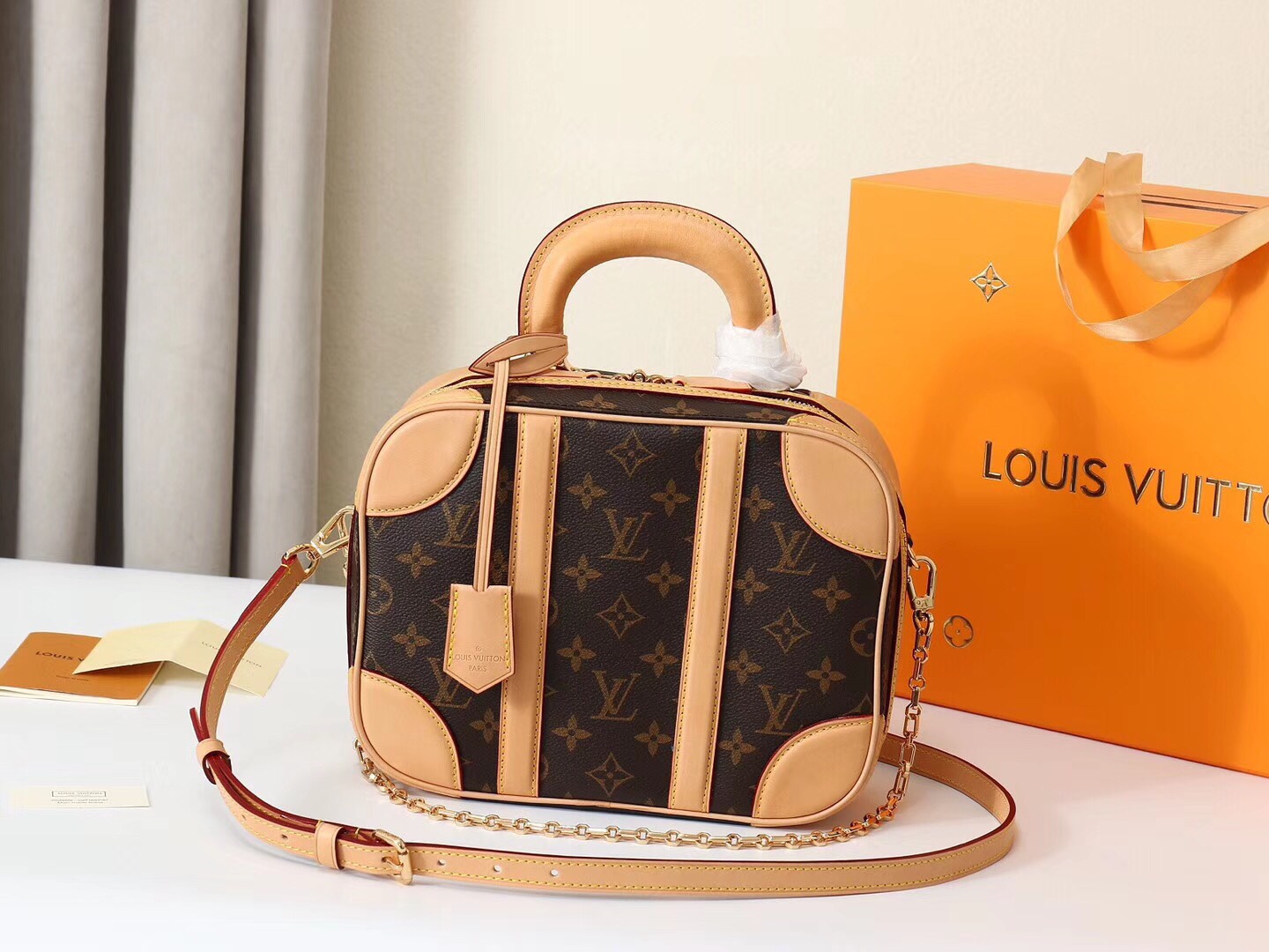 Louis Vuitton Bags Handbags Monogram Canvas Cowhide Spring/Summer Collection Vintage Chains M44581