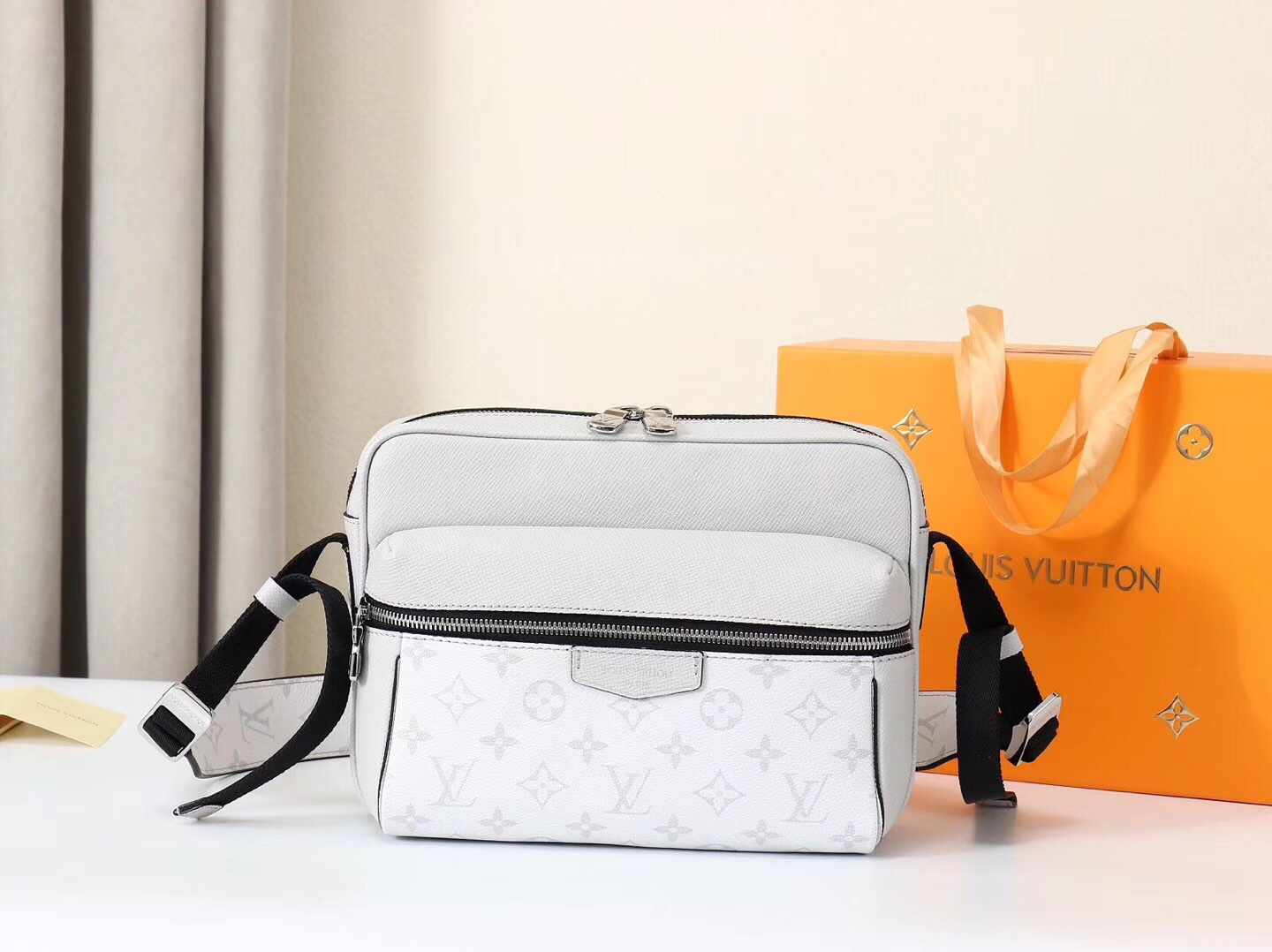 Louis Vuitton LV Outdoor Messenger Bags White Monogram Canvas Cowhide Fabric Spring/Summer Collection M30243