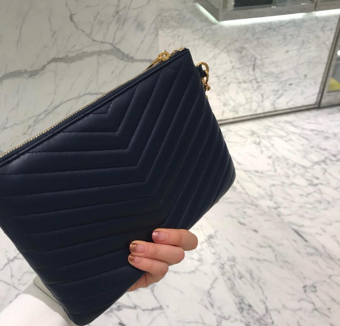 YSL MONOGRAM 24CM 小号手包 379039黑色/金扣