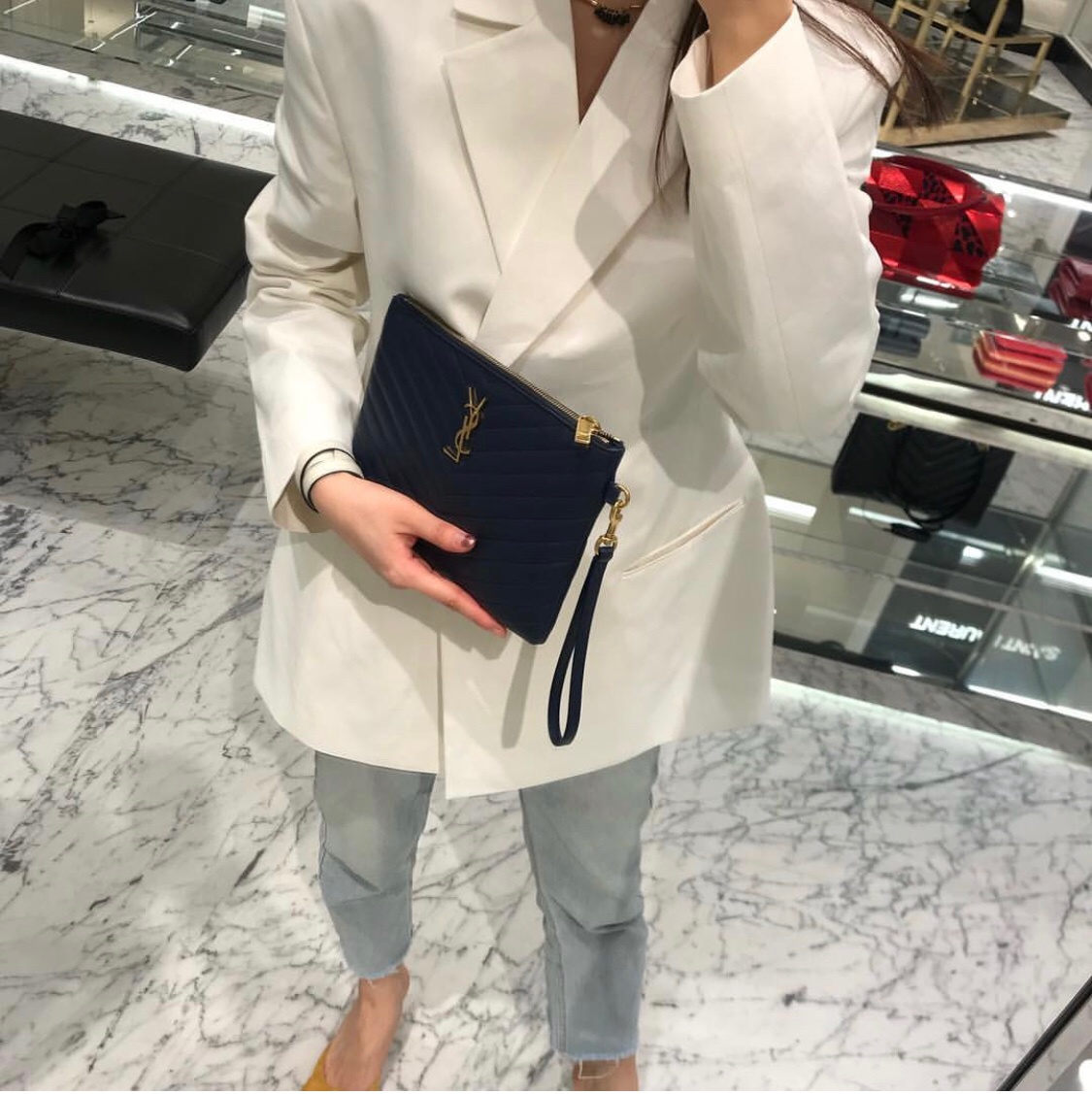 YSL MONOGRAM 24CM 小号手包 379039黑色/金扣