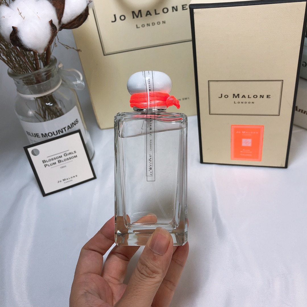 1555777204 2409444768 2