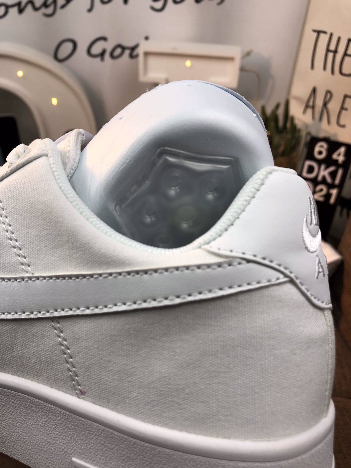 110<br />真标 Nike Air Force 1 空军一号 简版空军 帆布内置气垫 低帮板鞋 36 36.5 37 38 38.5 39 40 40.5 41 42 42.5 43 44