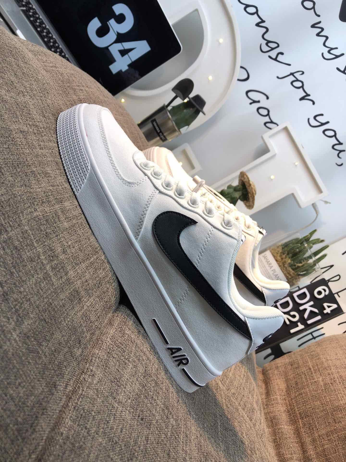 110<br />真标 Nike Air Force 1 空军一号 简版空军 帆布内置气垫 低帮板鞋 36 36.5 37 38 38.5 39 40 40.5 41 42 42.5 43 44