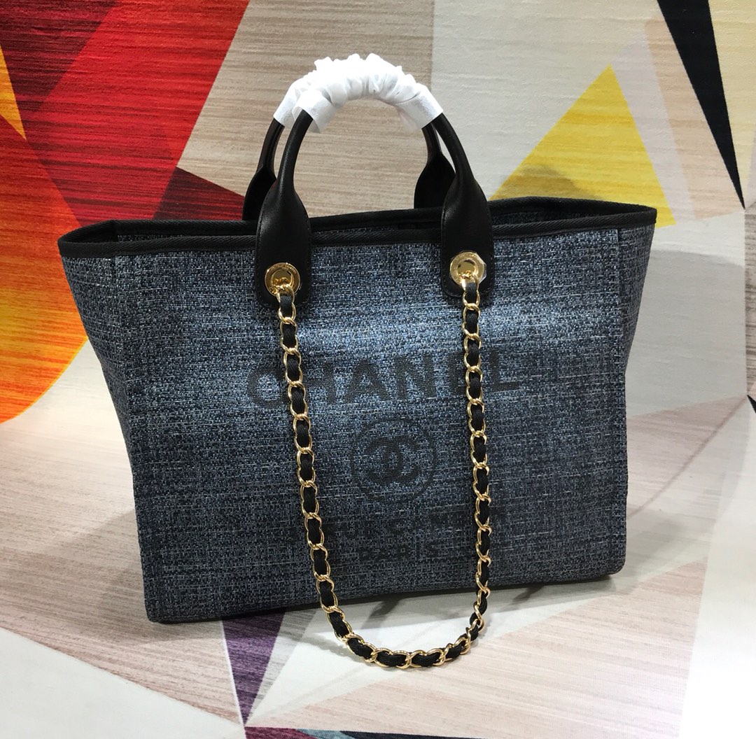 Luxury 专柜款经典手袋 3