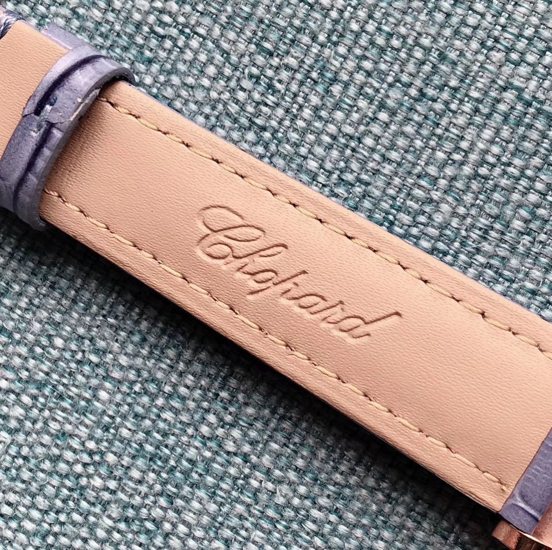 Chopard 萧邦 IMPERIALE系列腕表 充满奢华璀璨的气息 光彩夺人 让你瞬间提升华丽的气质 蓝宝石水晶玻璃