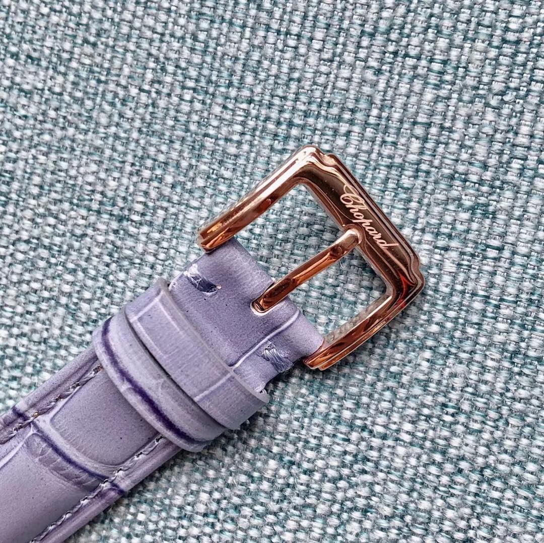 Chopard 萧邦 IMPERIALE系列腕表 充满奢华璀璨的气息 光彩夺人 让你瞬间提升华丽的气质 蓝宝石水晶玻璃