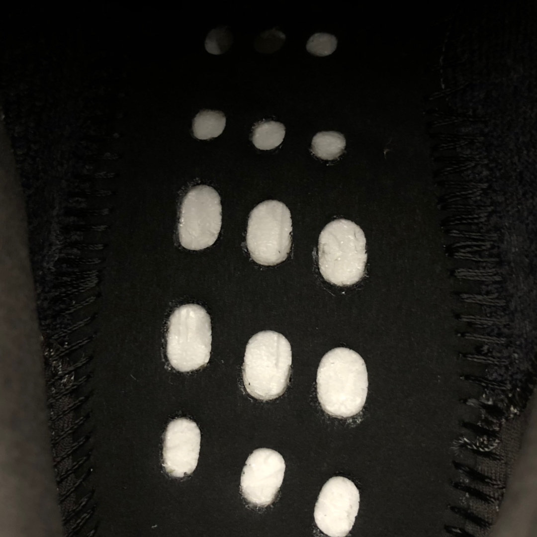 Adidas 阿迪达斯 Yeezy 350 Boost V2 " Static Refective " 3M反光 侃爷椰子350 黑天使 9