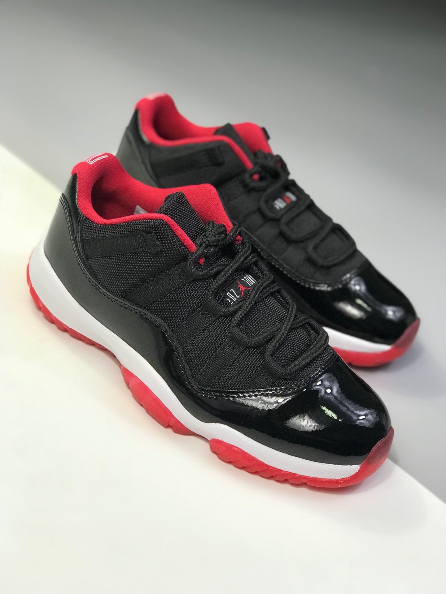 300 乔十一系列 渠道特供 官方原盒包装 纯原底面 Air Jordan 11 Retro “Berd”黑红高帮 378037-010