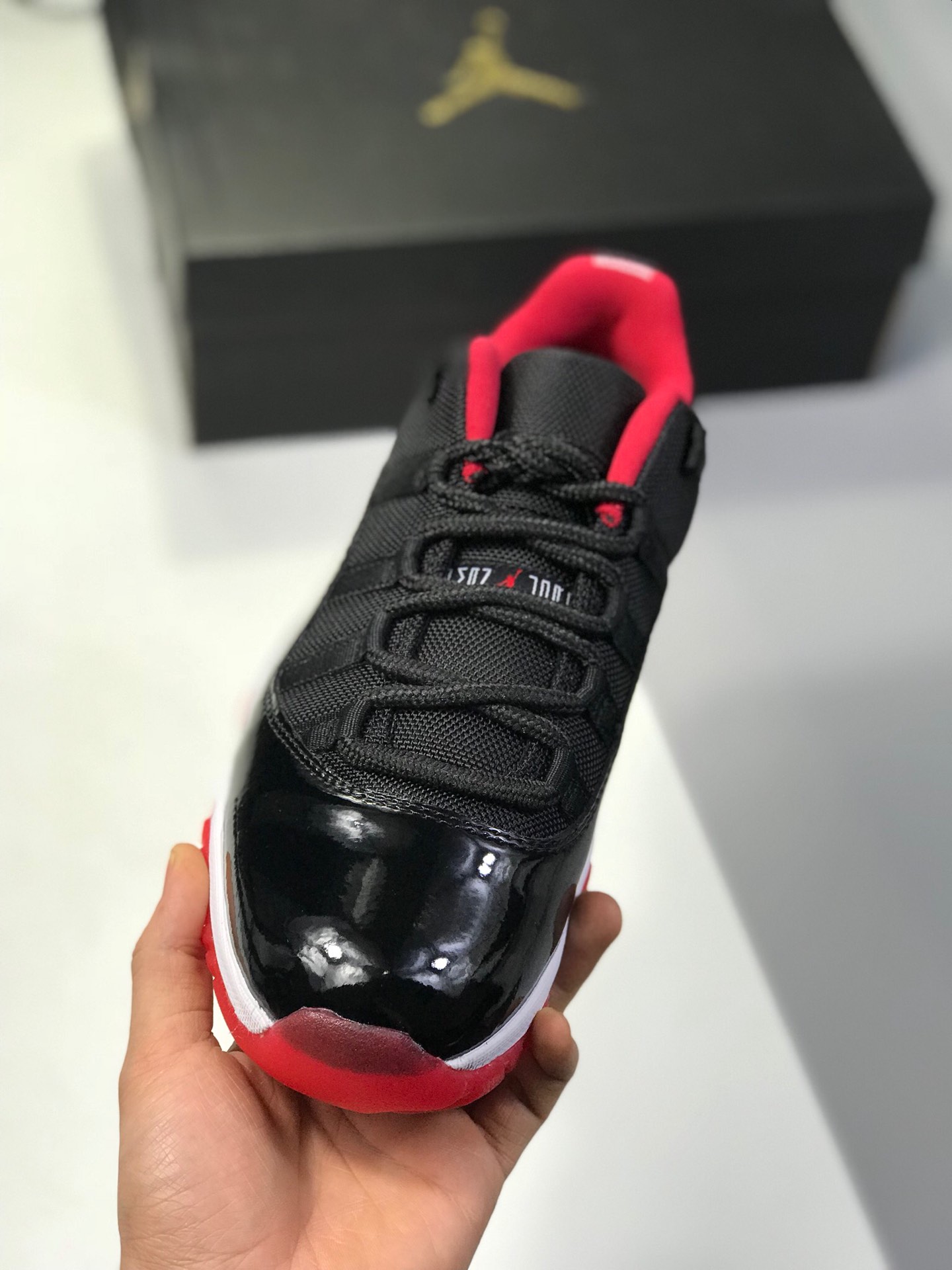 300 乔十一系列 渠道特供 官方原盒包装 纯原底面 Air Jordan 11 Retro “Berd”黑红高帮 378037-010