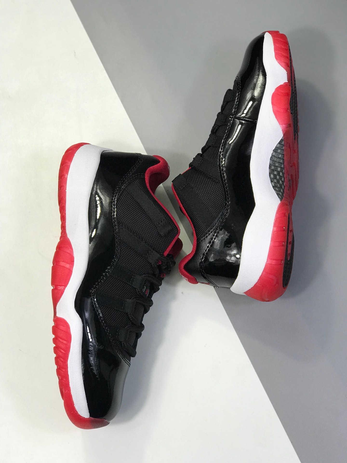 300 乔十一系列 渠道特供 官方原盒包装 纯原底面 Air Jordan 11 Retro “Berd”黑红高帮 378037-010