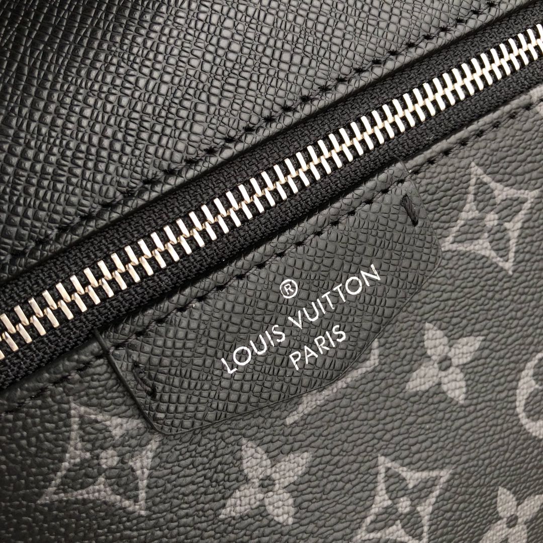 Shop Louis Vuitton Discovery Discovery backpack pm (M30230) by design◇base