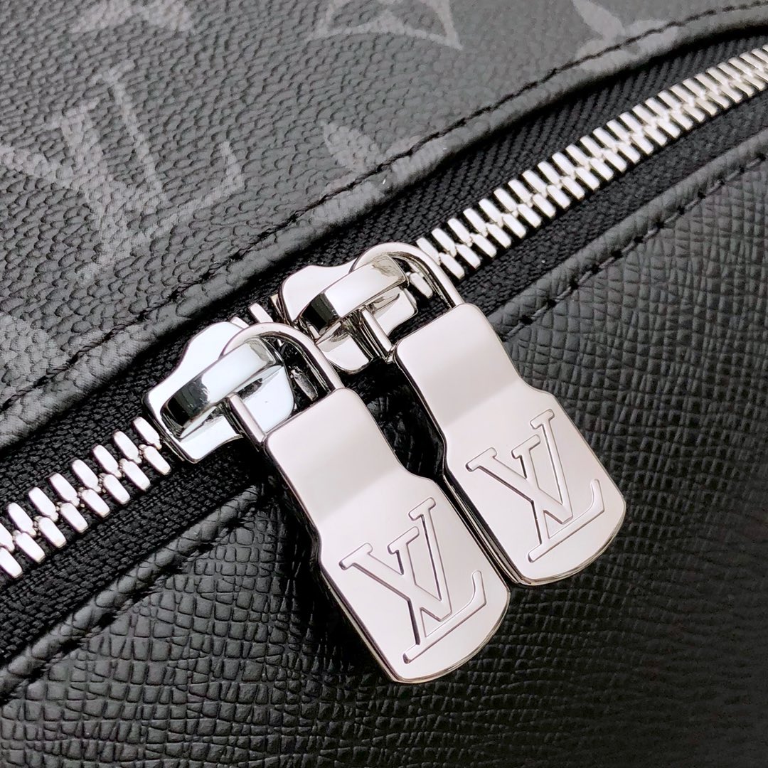 Louis Vuitton LV Discovery Backpack PM 双肩包 M30230