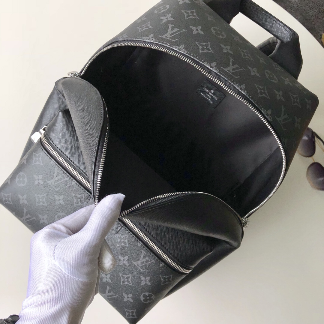 Louis Vuitton Discovery backpack pm (M43186, M43186) in 2023