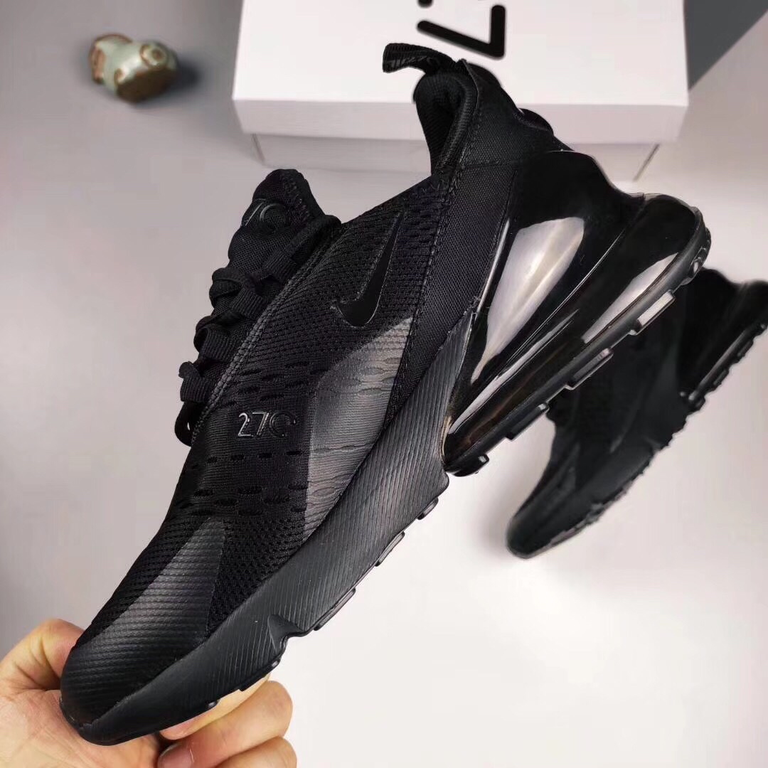 100  耐克 Nike Air Max 270气垫缓震休闲运动鞋！<br />尺码：36-44