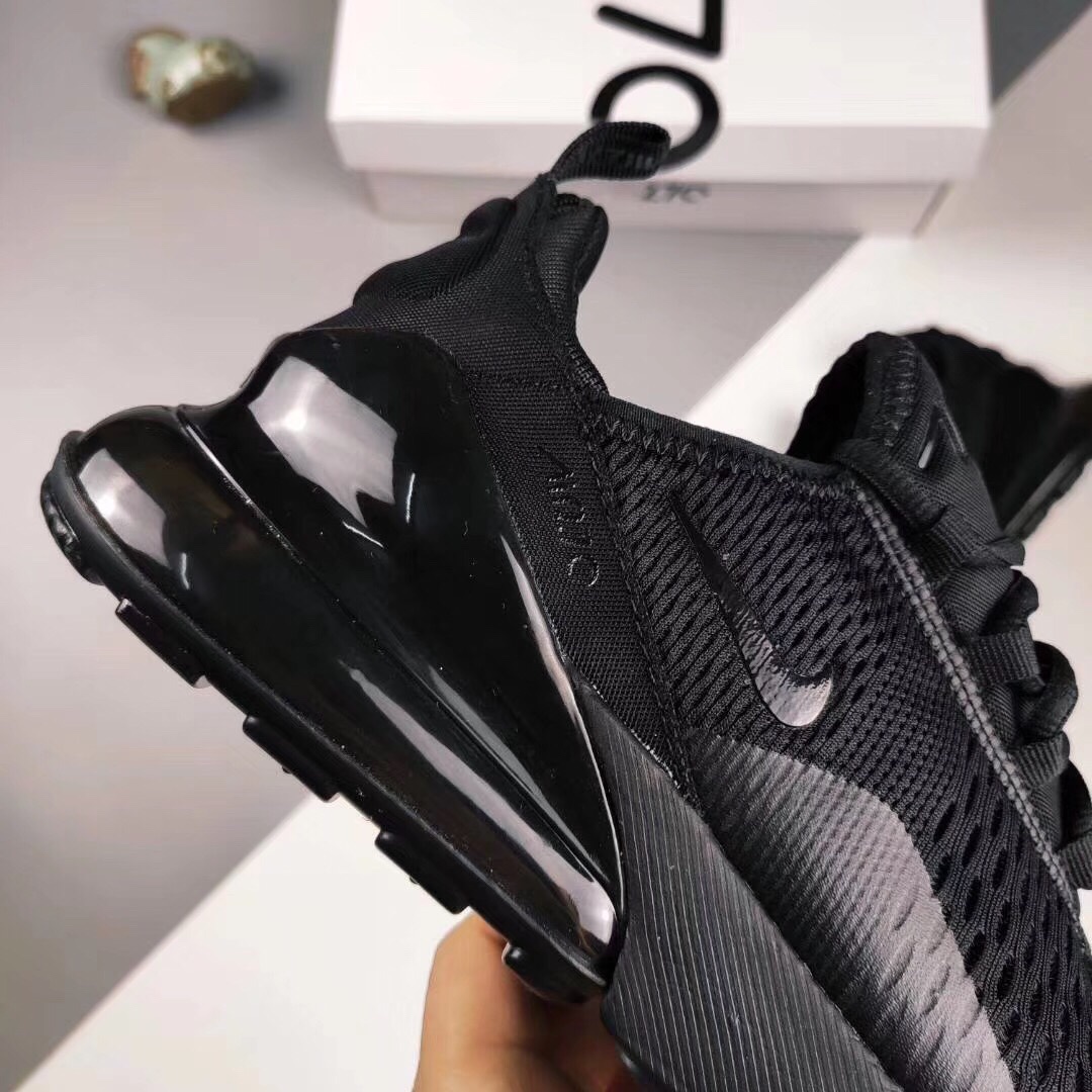 100  耐克 Nike Air Max 270气垫缓震休闲运动鞋！<br />尺码：36-44