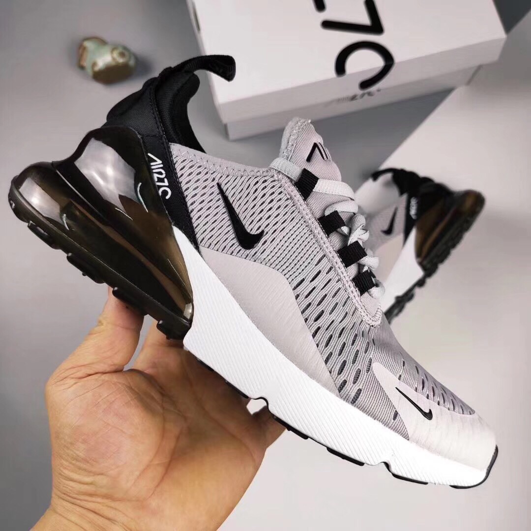 100  耐克 Nike Air Max 270气垫缓震休闲运动鞋！<br />尺码：36-44