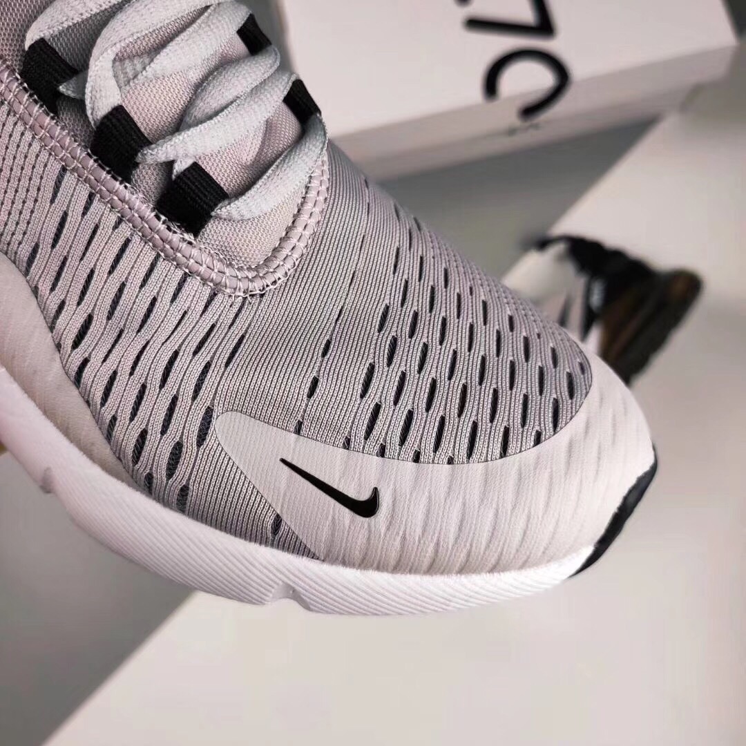 100  耐克 Nike Air Max 270气垫缓震休闲运动鞋！<br />尺码：36-44