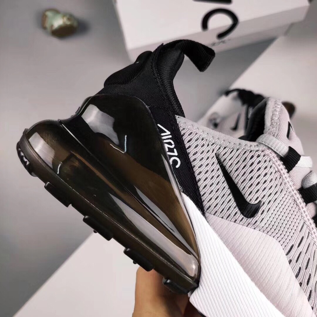 100  耐克 Nike Air Max 270气垫缓震休闲运动鞋！<br />尺码：36-44