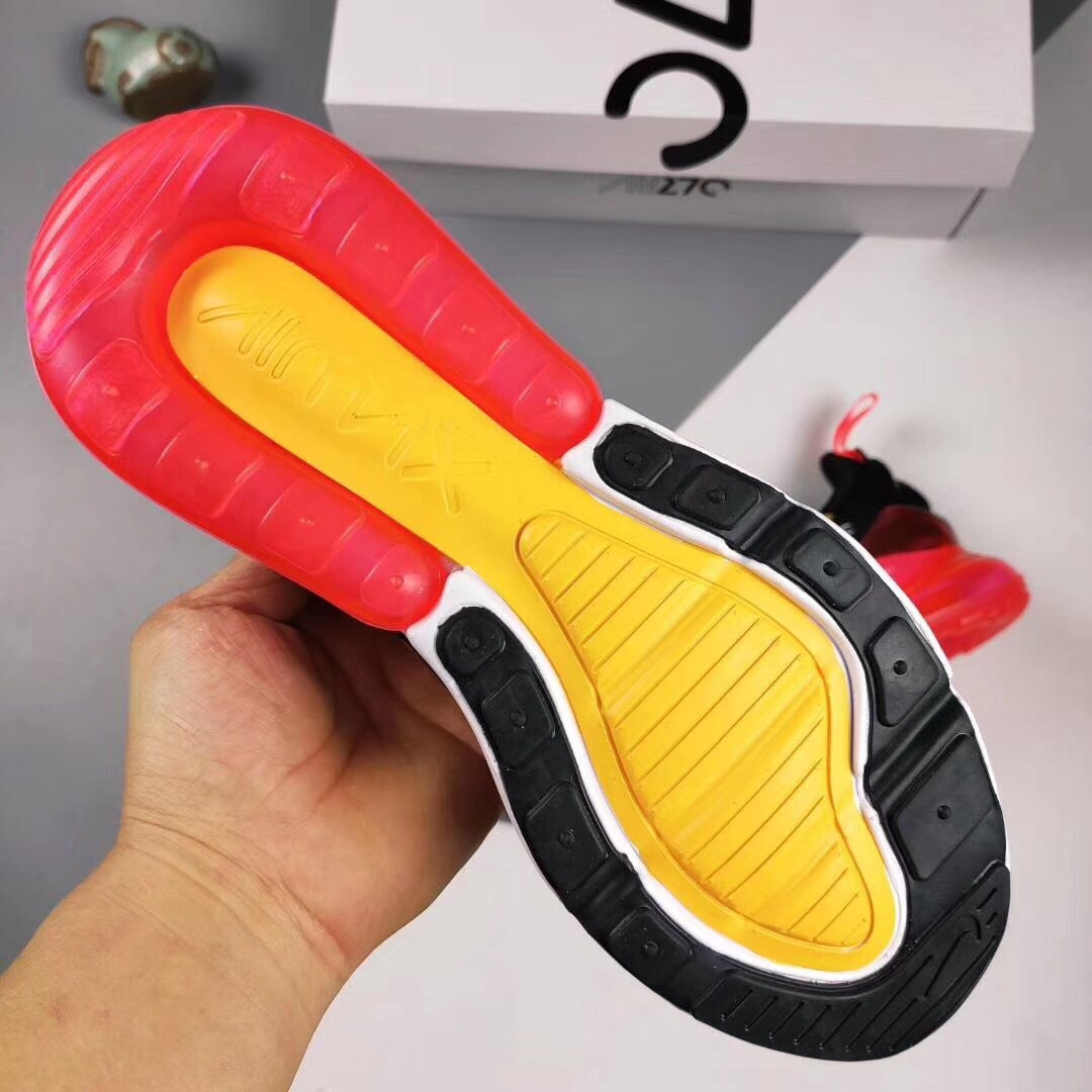 100  耐克 Nike Air Max 270气垫缓震休闲运动鞋！<br />尺码：36-44