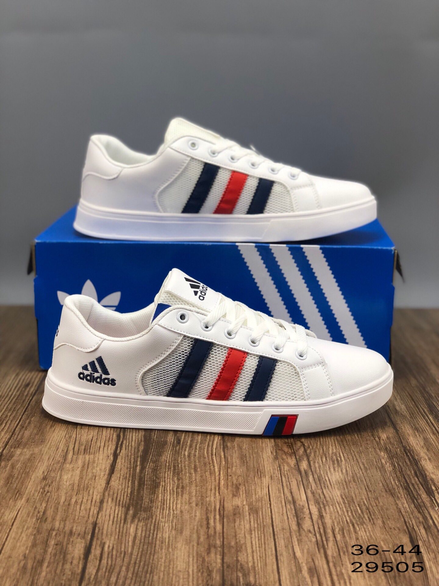 100阿迪达斯 MEN 皮面透气网面 镂空 透气 校园休闲文化板鞋