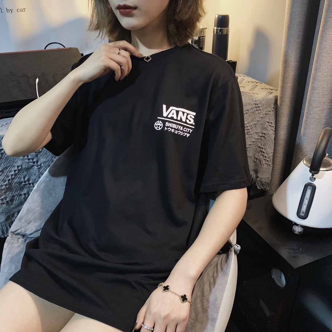 50 VANS万斯日版涉谷限定tee